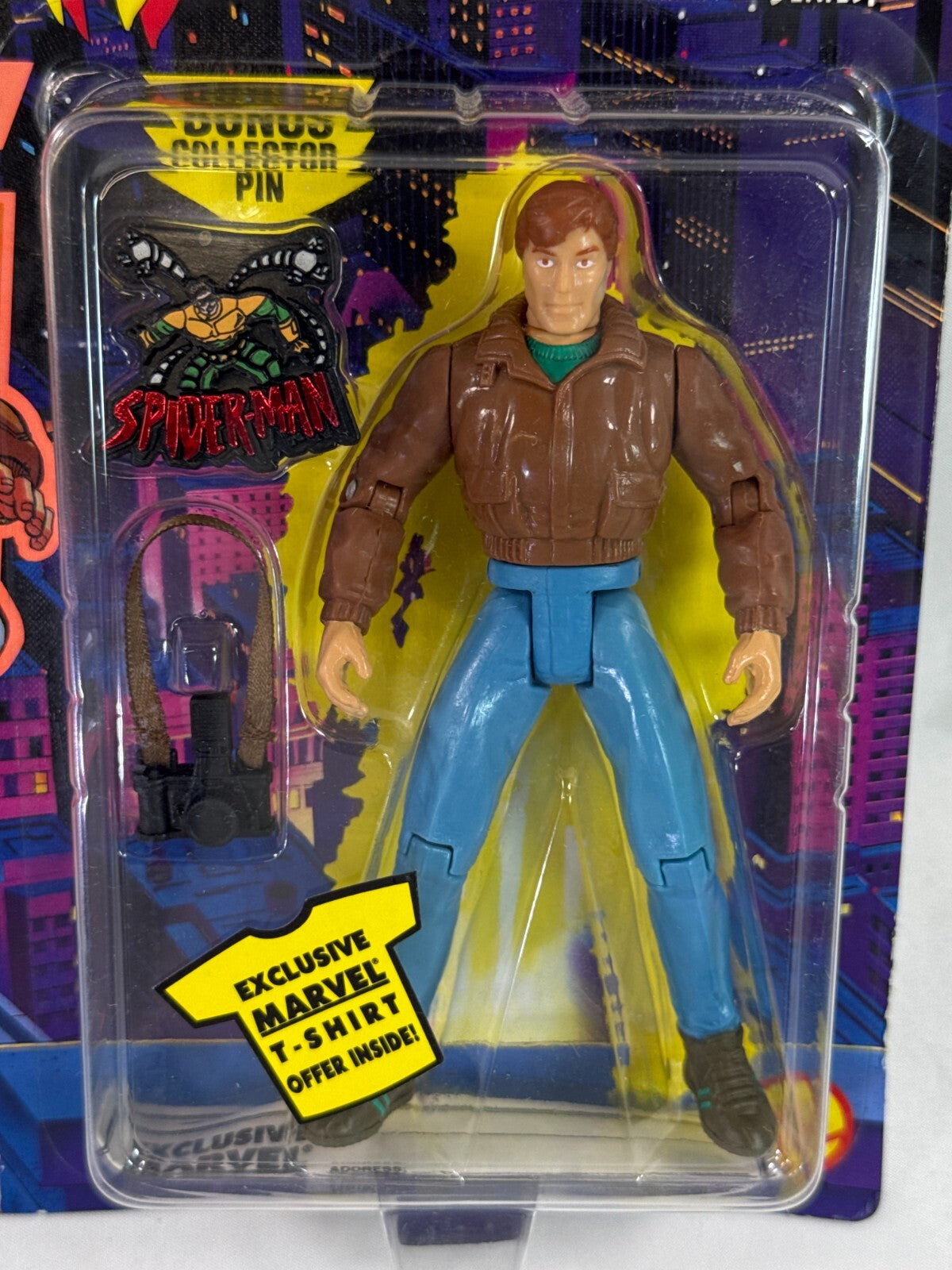 1994 ToyBiz Spider-Man Animated Peter Parker Action Figure w/ Camera MOC 2698