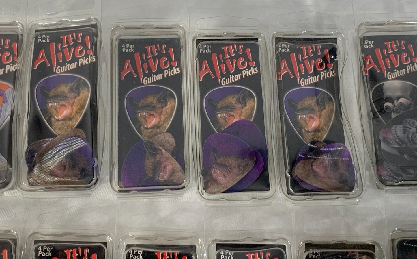 Hot Picks It’s Alive Guitar Picks Lot of 15 Packs Horror Theme 60 Total Medium
