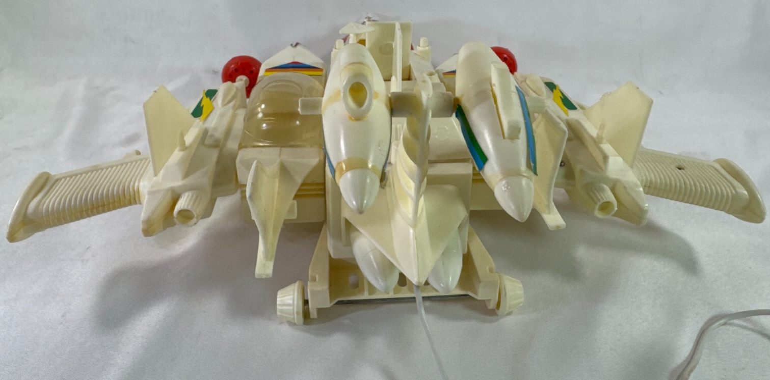 Vintage 1977 Mego Micronauts Battle Cruiser Playset Incomplete 3 Figures Boxed