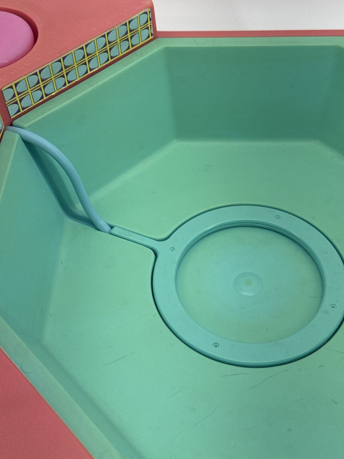 Barbie Bubbling Spa Hot Tub 1983 Mattel #7145 W/ Box