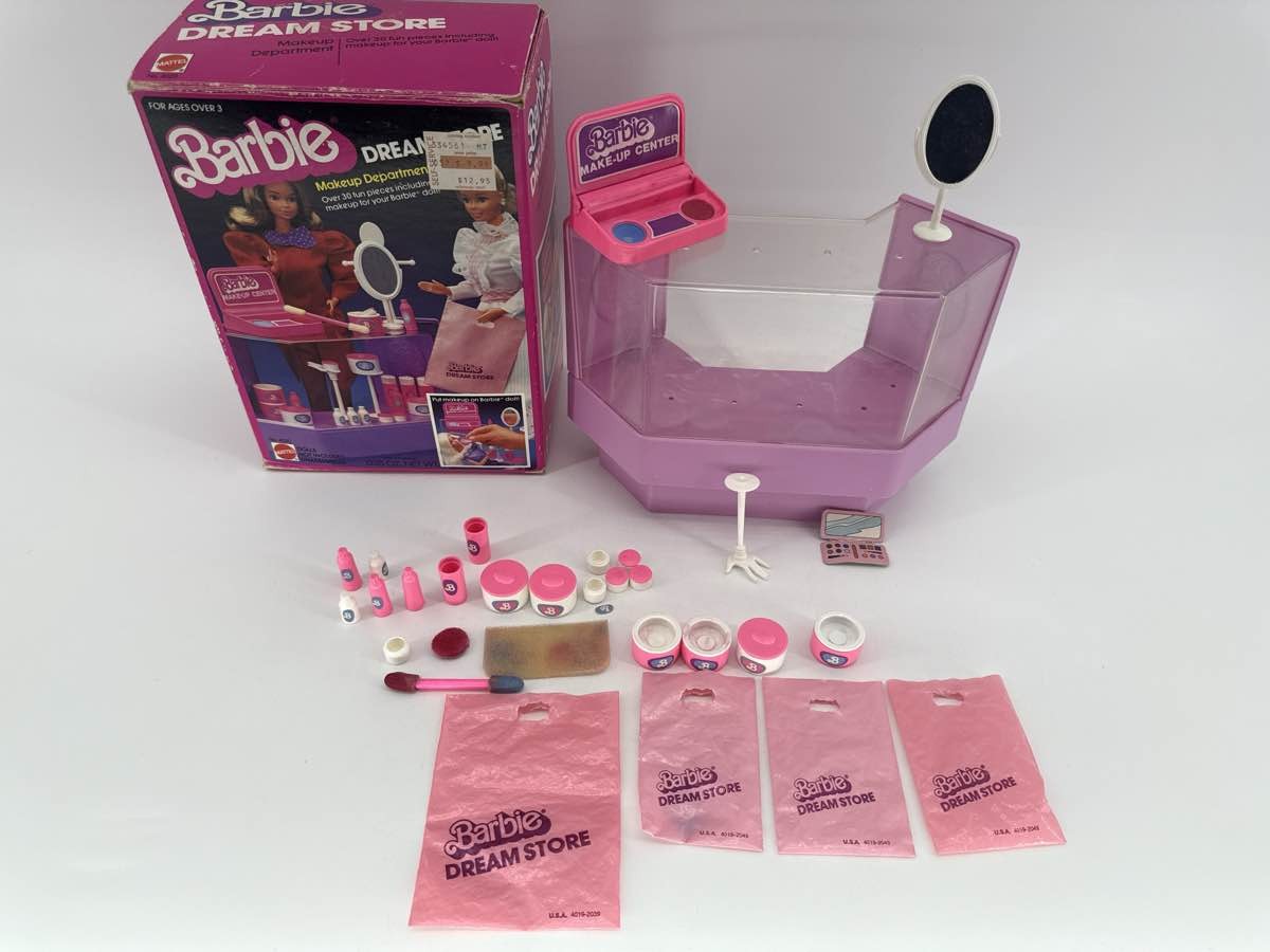 1982 Barbie Dream Store Makeup Counter W/ Box 4020