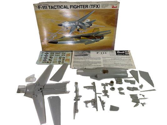 Revell F-111 TFX Tactical Fighter 1/72 Model Kit 1965 Vintage Swing-Wing USAF