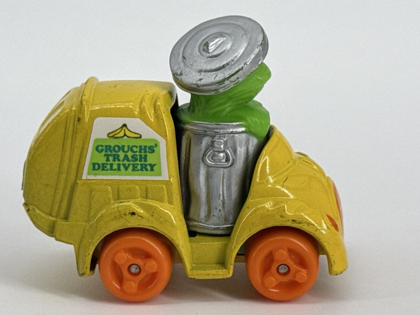 1982 Playskool Sesame Street Oscar The Grouch Truck