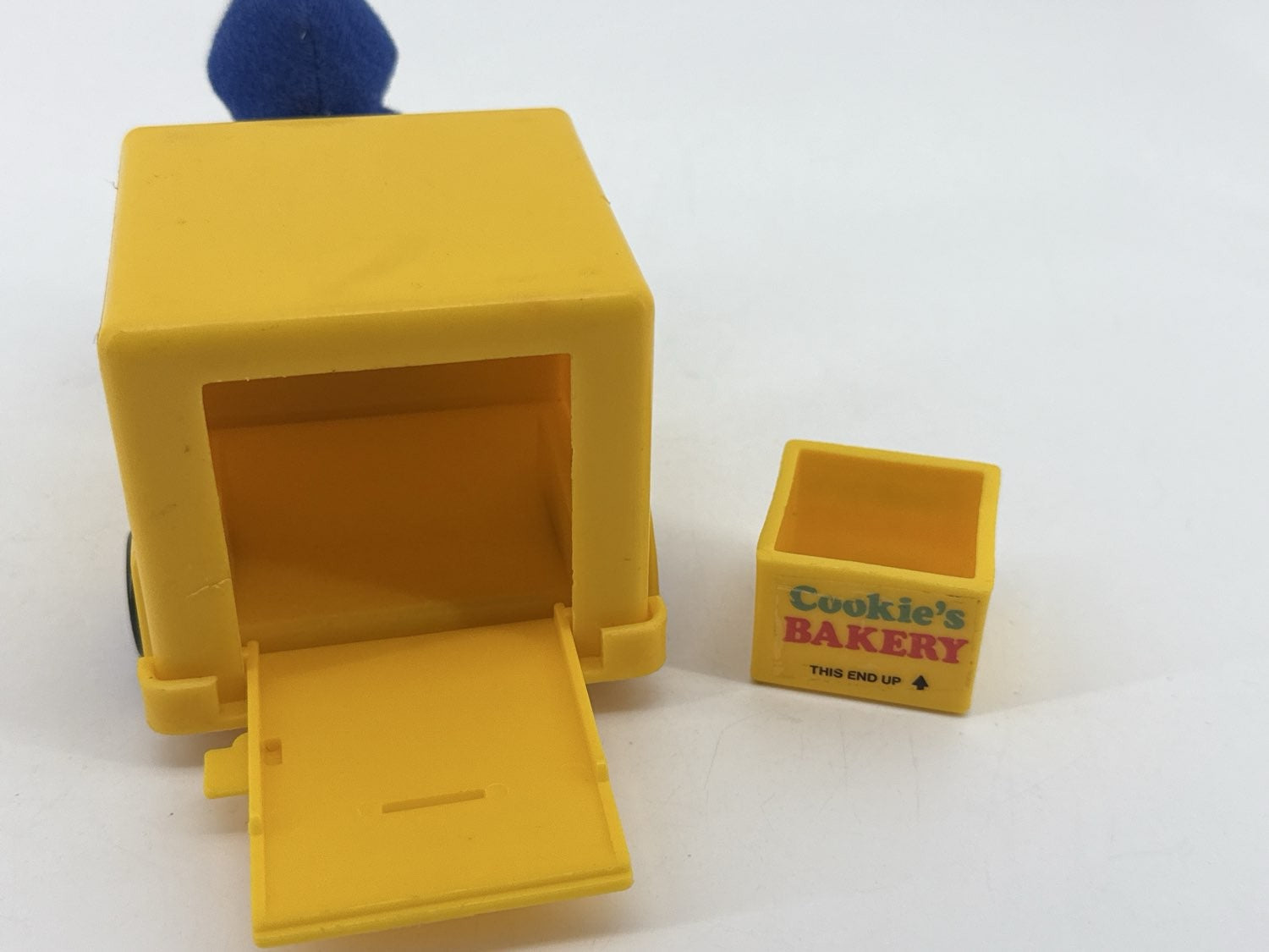 1993 Tyco Sesame Street Cars Elmo Oscar Bert