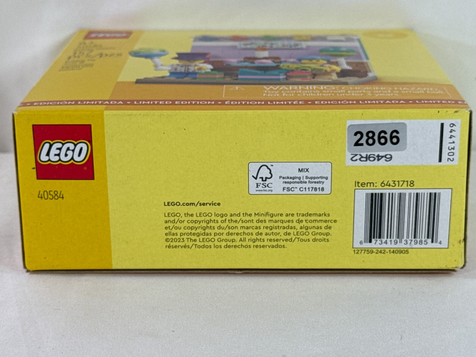 LEGO 40584 Birthday Diorama VIP Exclusive Set 157pcs Cake Balloons Minifigs NEW