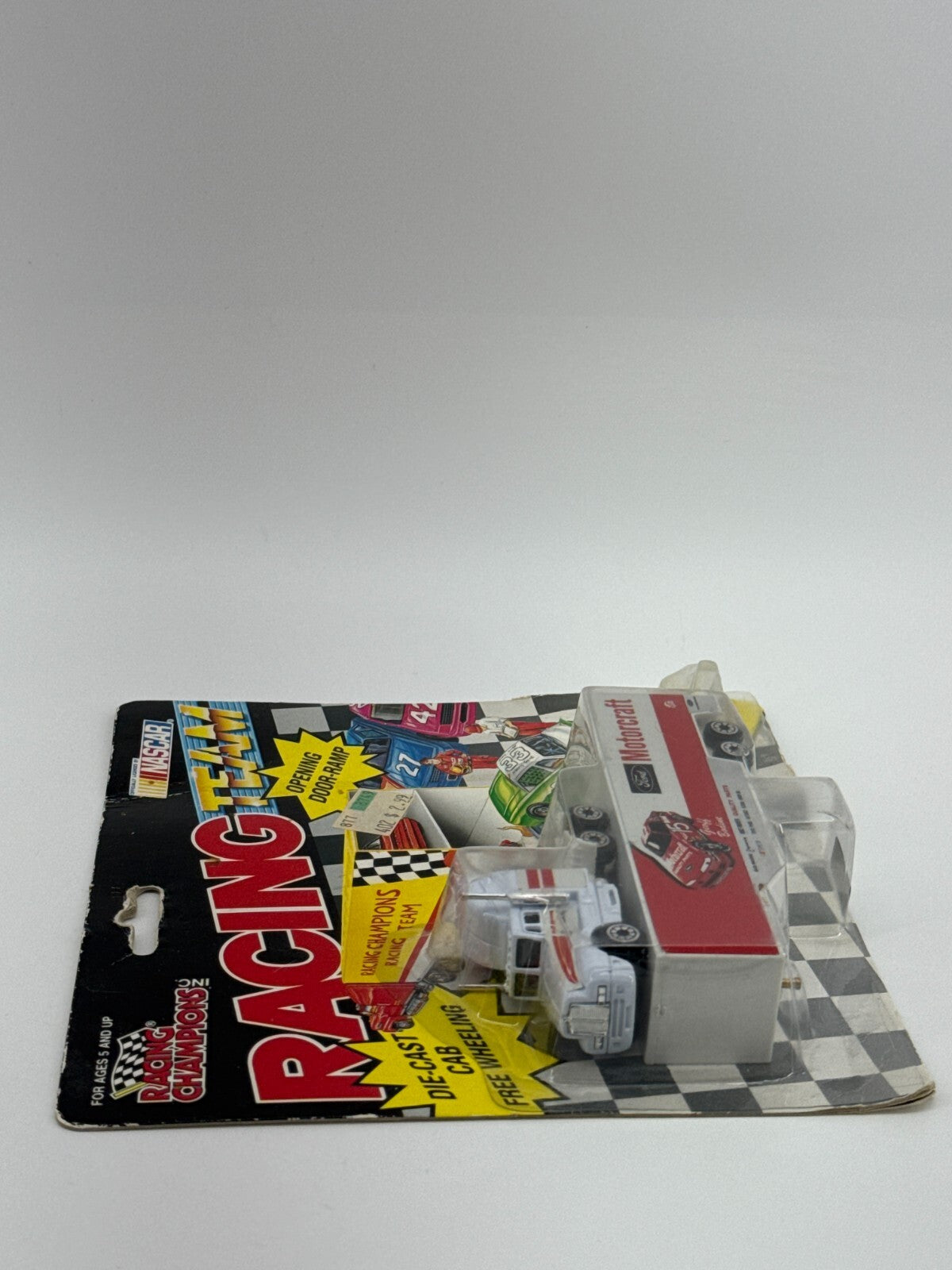 1991 Racing Champions NASCAR #15 Motorcraft Transporter Geoff Bodine 1:87 MOC