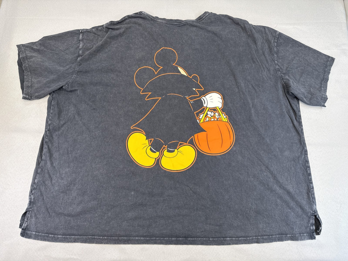 Disney Mickey Mouse Halloween Graphic Tee 3X Gray Short Sleeve Crewneck