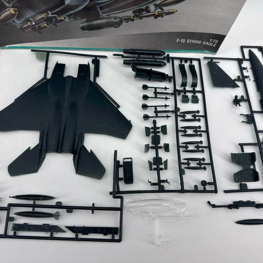 Monogram F-15 Strike Eagle 1/72 Model Kit