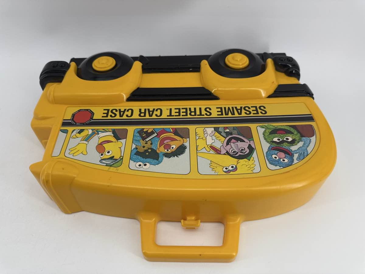 1982 Sesame Street School Bus Car Case Muppets Hasbro Toy Holder