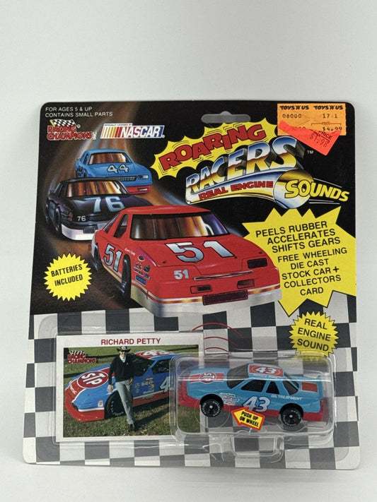 Richard Petty #43 Racing Champions Roaring Racers Real Engine Sounds 1:64 NASCAR