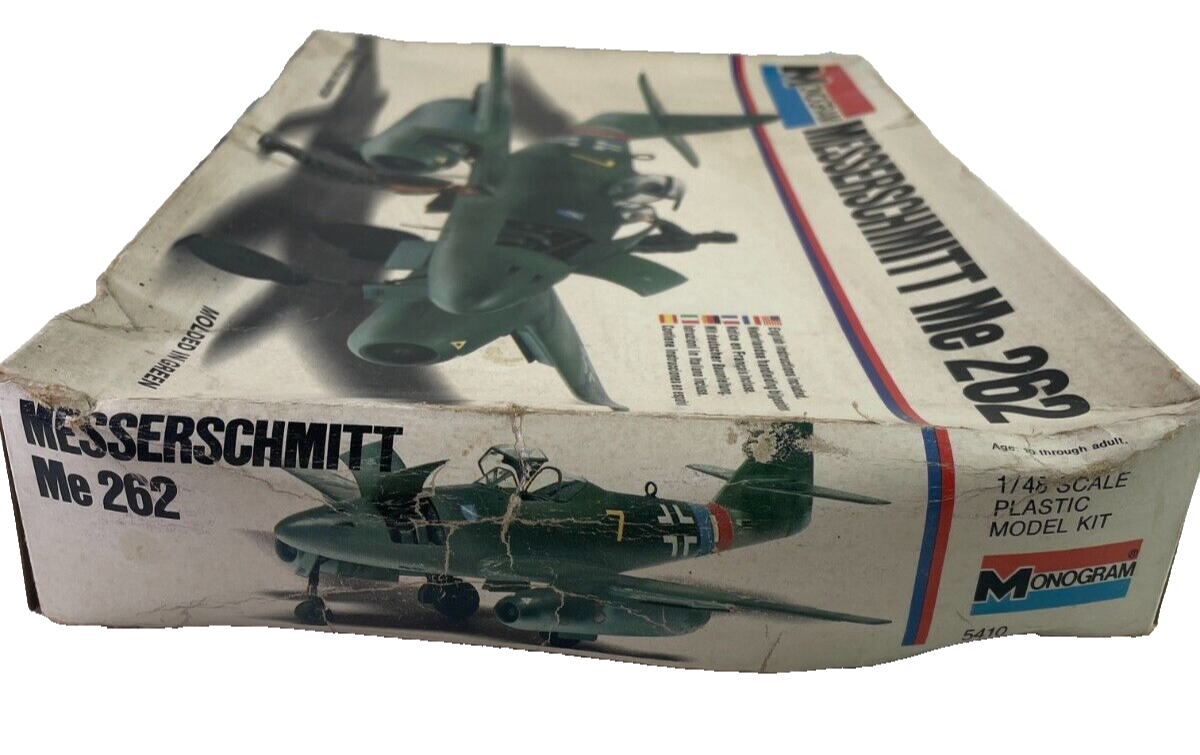 1/48 Scale Monogram, Messerschmitt Me 262 Airplane Model Kit #5410 BN Open Box