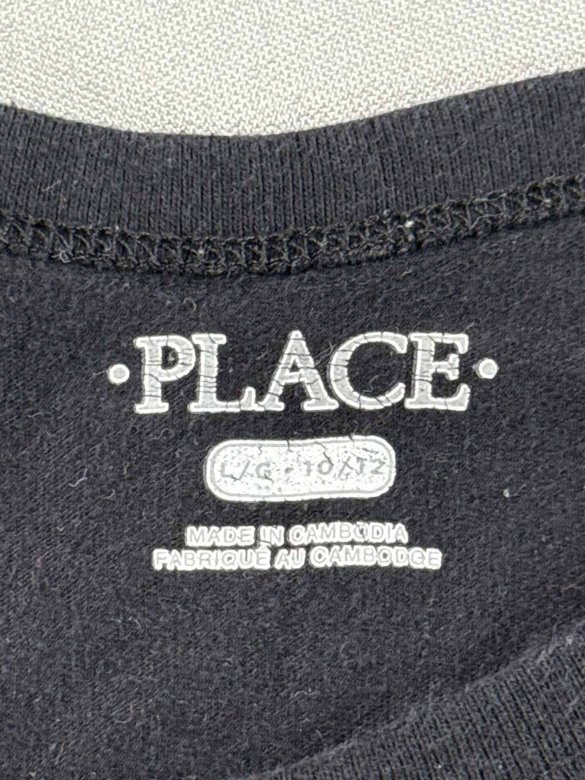 PLACE Raglan Long Sleeve Colorblock Two Tone Shirt L/G (10/12) Black Tan Men