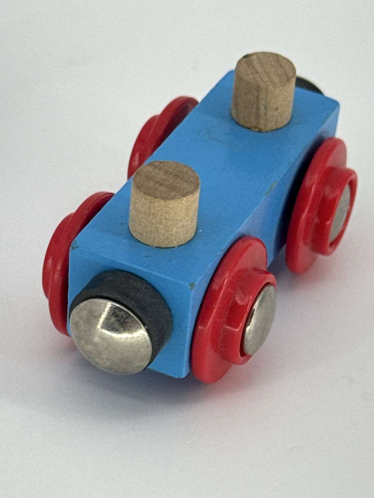 Wooden Magnetic Train Car Blue Engine Brio Thomas Compatible Toy
