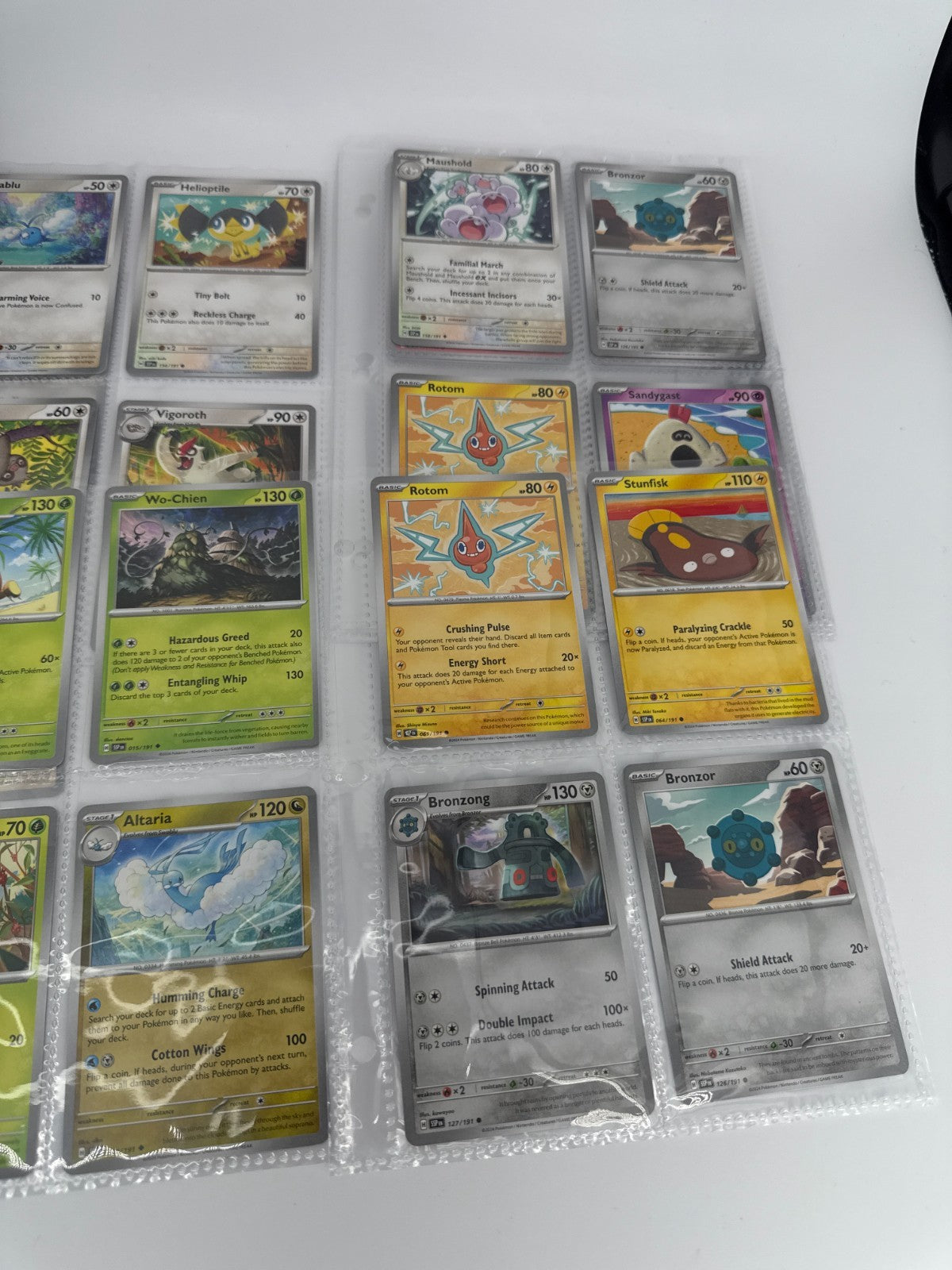 Pokémon Mewtwo Binder Lot 100+ Mixed Type Cards Grass Electric Psychic Bundle