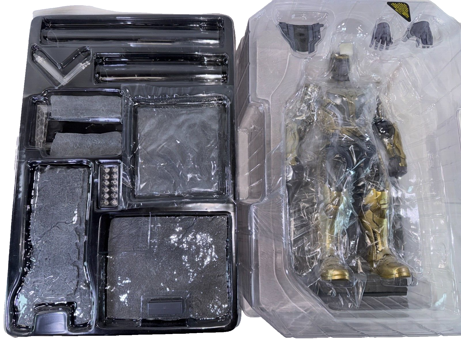 Hot Toys MMS280 1/6 Thanos Signed Starlin Lim Rubinstein GOTG Marvel Figure