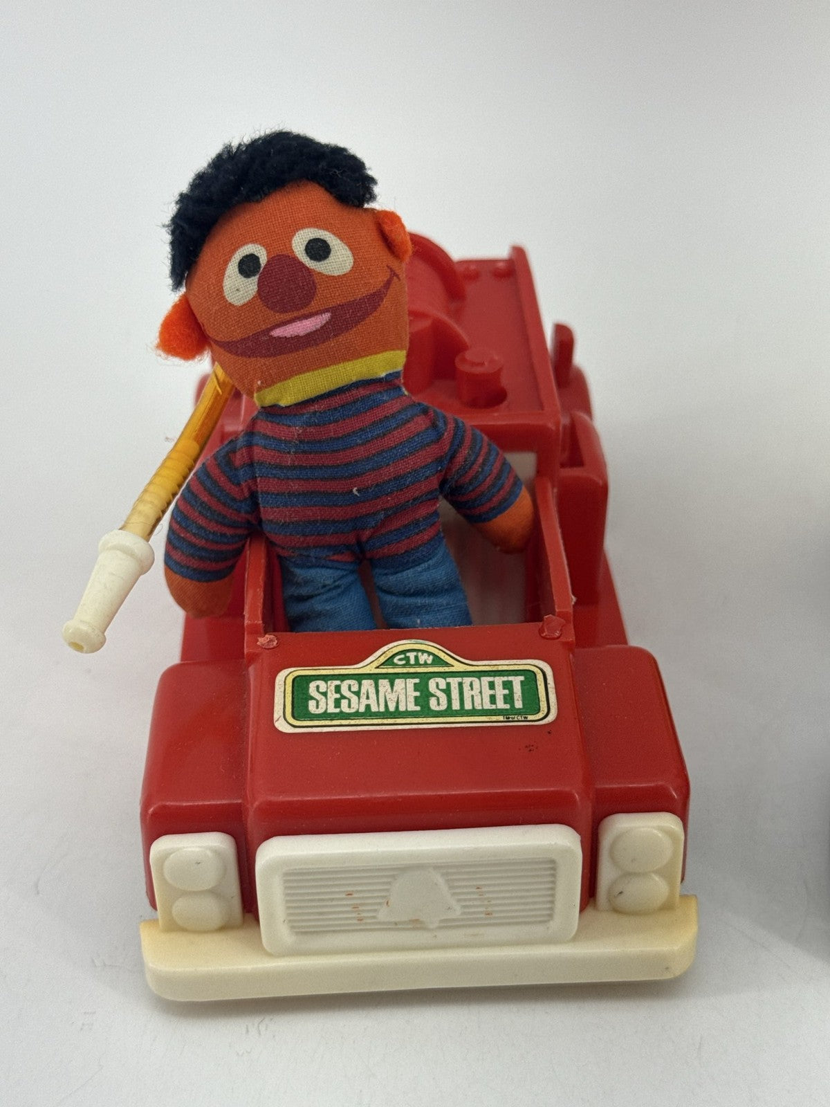 1993 Tyco Sesame Street Cars Elmo Oscar Bert