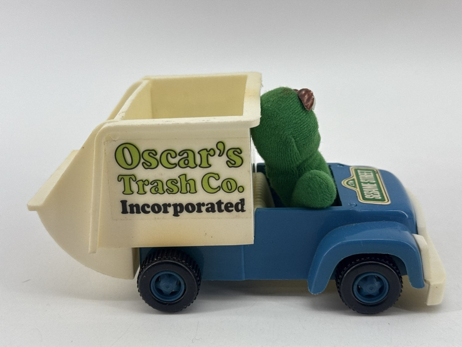 1993 Tyco Sesame Street Cars Elmo Oscar Bert