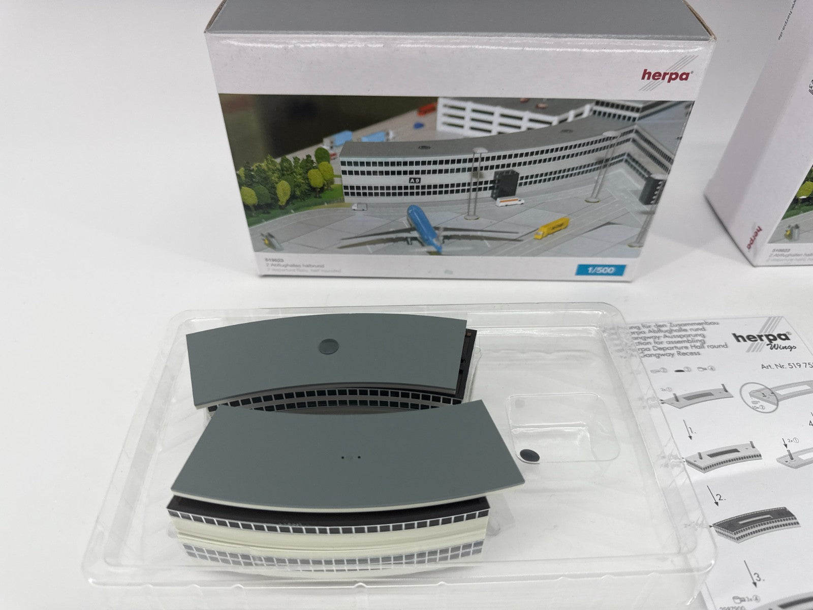 Herpa 519823 Half-Rounded Departure Hall 1:500 Lot of 2 Airport Models Parts