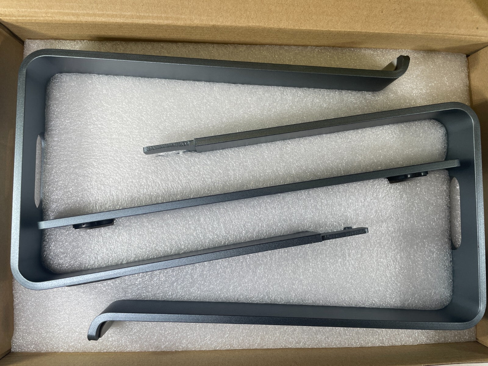 Skrebba Silver Laptop Stand 10-15.6" Ergonomic Riser Ventilated Aluminum Alloy