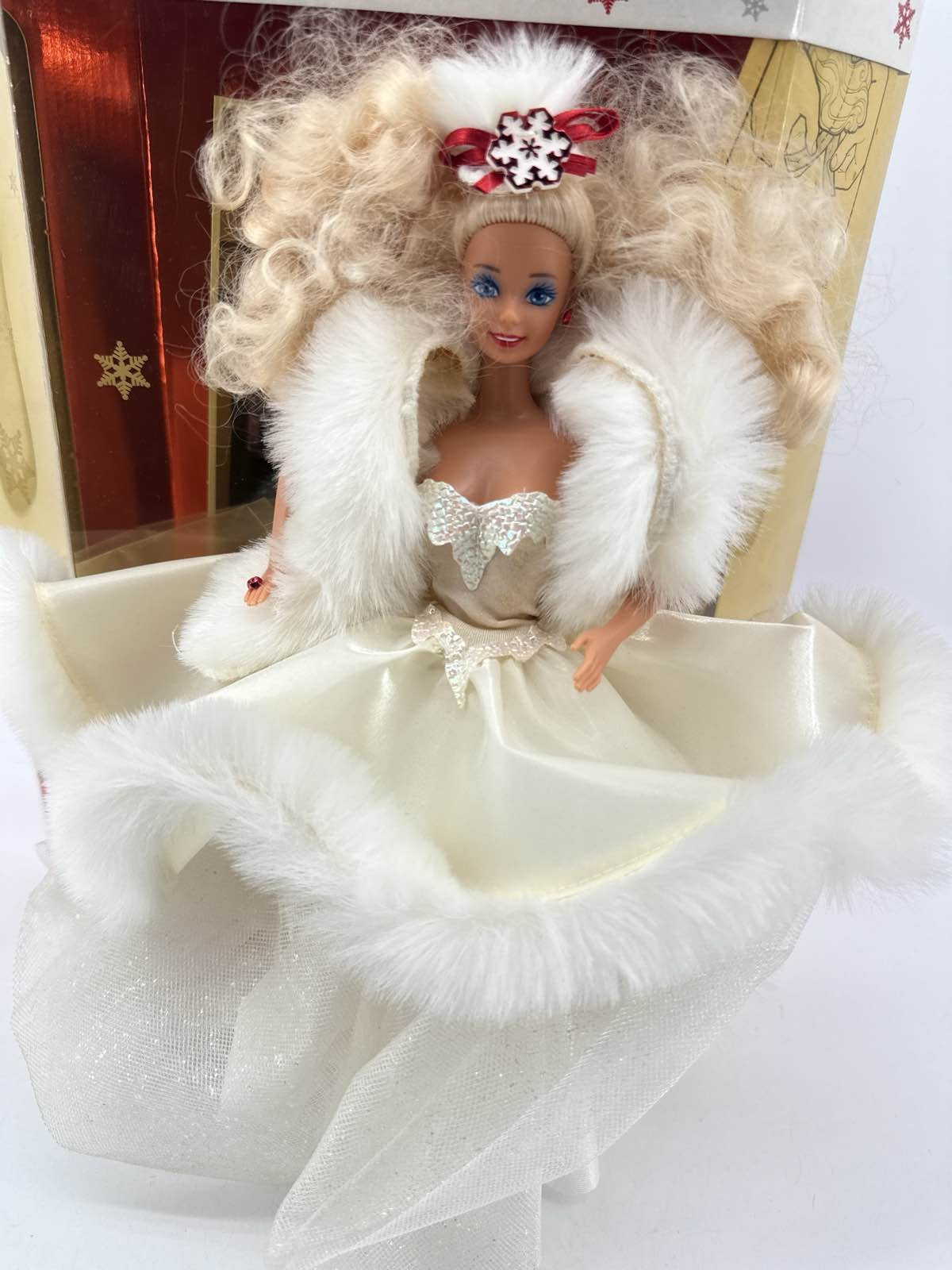 1989 Happy Holidays Barbie Special Edition Mattel 3523 White