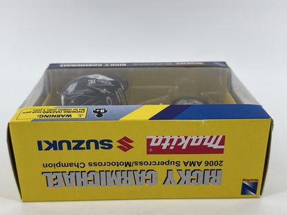 NewRay Ricky Carmichael Makita Suzuki RM-Z450 1:12 Dirt Bike & Helmet – 2006 AMA