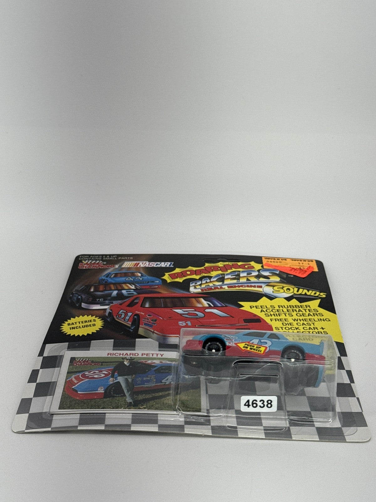 Richard Petty #43 Racing Champions Roaring Racers Real Engine Sounds 1:64 NASCAR