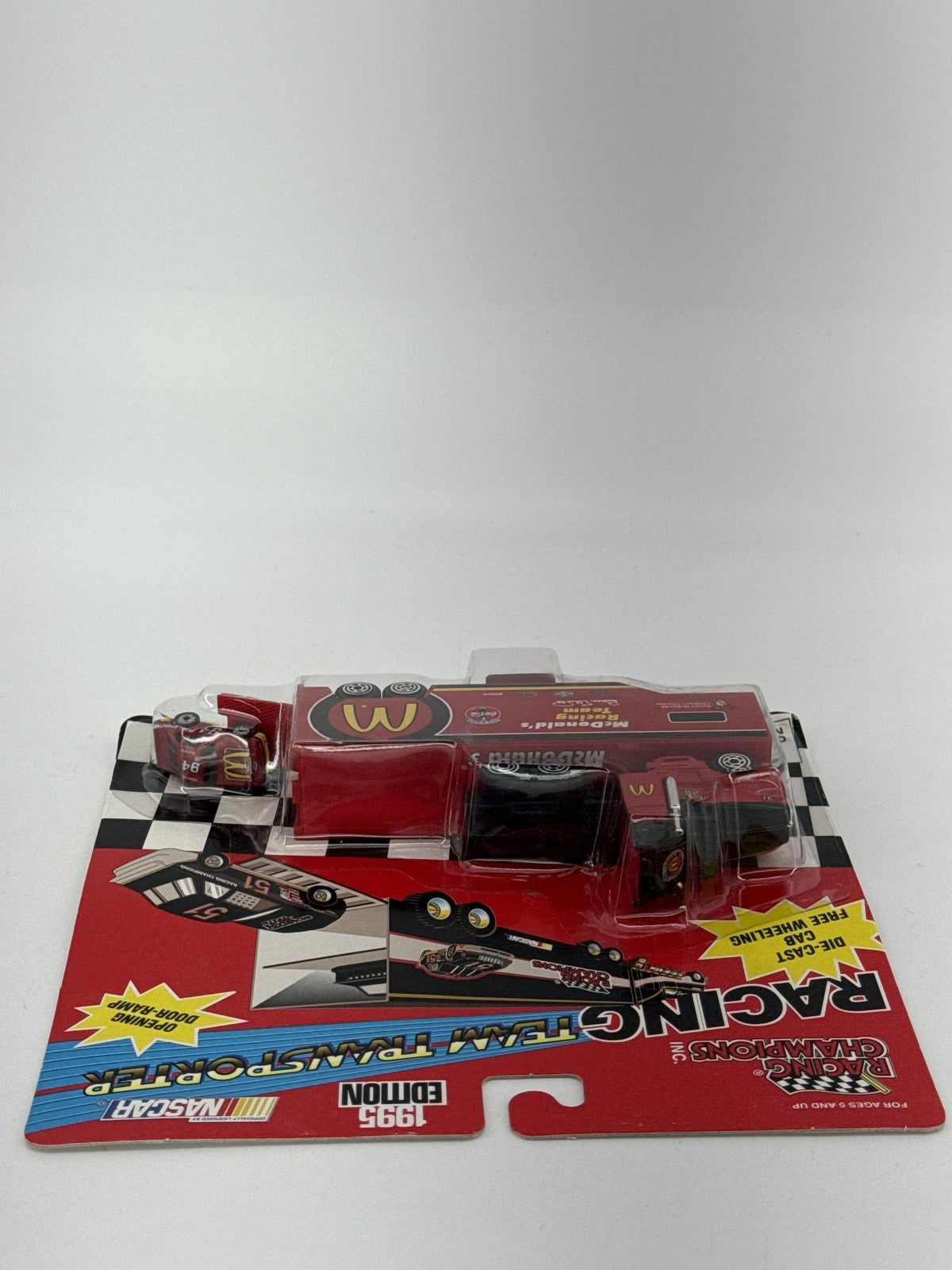 1995 Racing Champions McDonald's Bill Elliott #94 Transporter & Car NASCAR