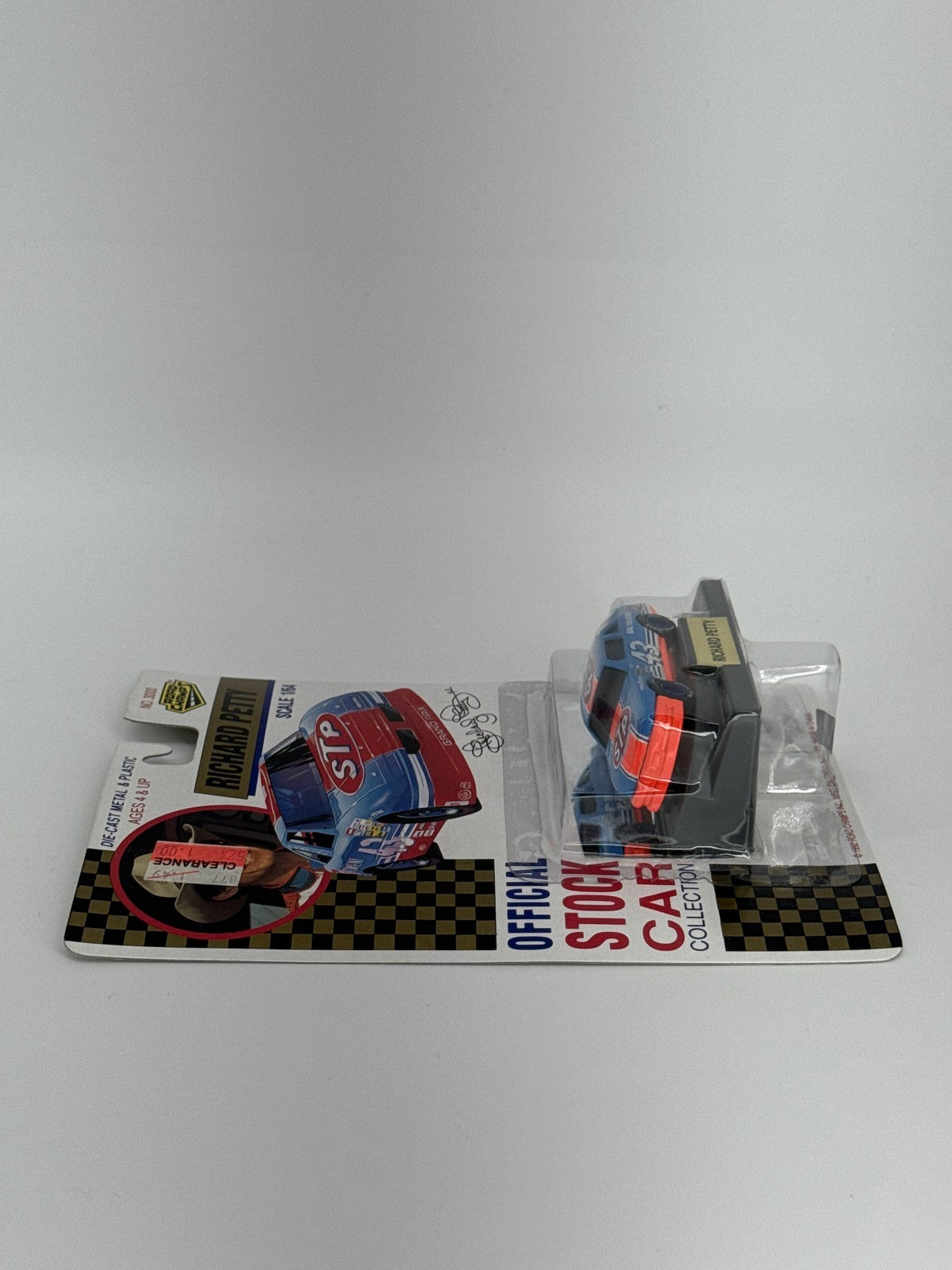 1992 Road Champs Richard Petty #43 STP Pontiac Grand Prix NASCAR 1:64 Diecast