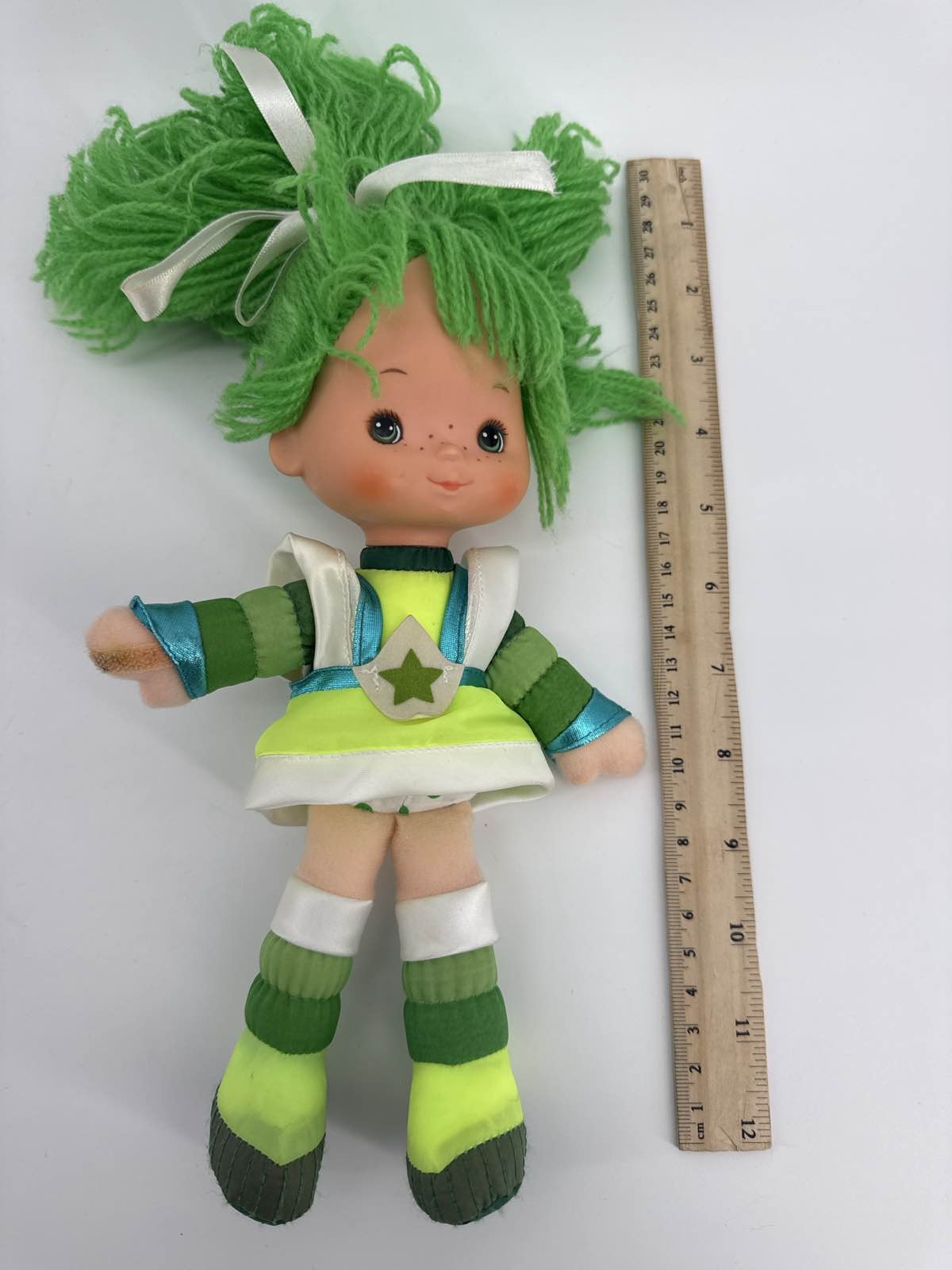 Rainbow Brite Patty O'Green Doll 1983 Hallmark Mattel 10" Yarn Hair