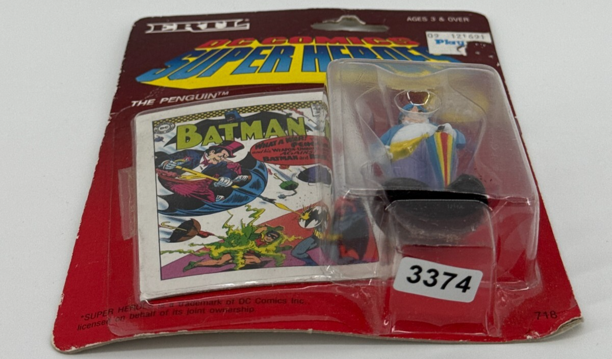 1990 ERTL DC Comics Super Heroes The Penguin Die-Cast Figure Batman Card #718 MO
