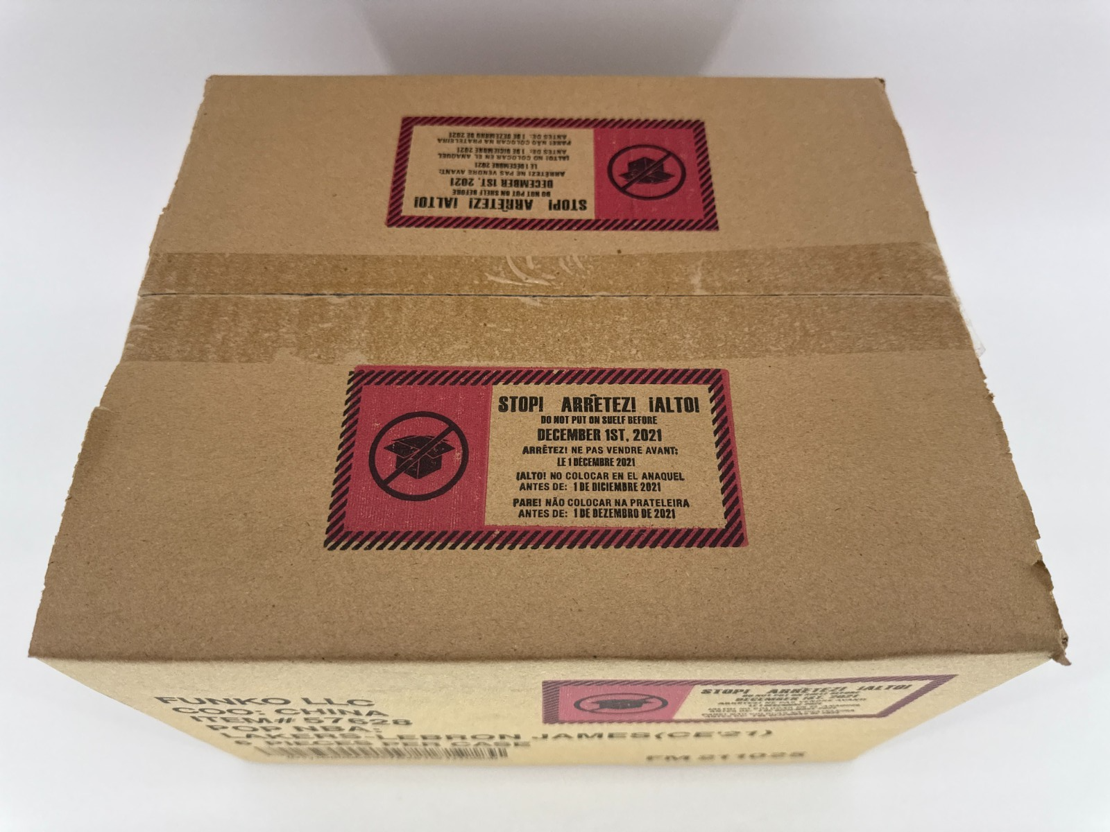 Funko Pop! LeBron James Lakers #127 Case of 6 – Sealed Master Carton 57628 NBA