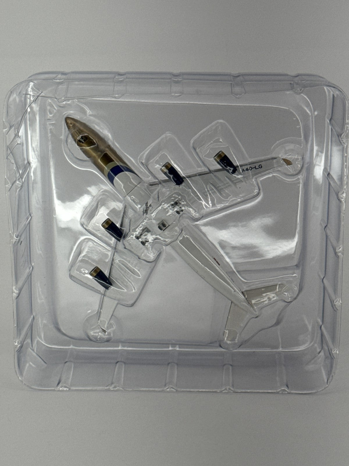 Herpa Gulf Air Airbus A340-300 Special Edition Diecast Model 1:500 HE507455